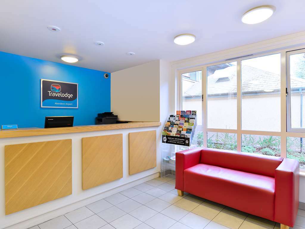 Travelodge Aberdeen Airport Interior photo